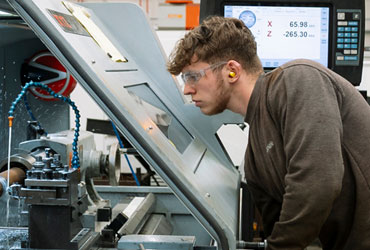 Apprentice Engineering Technician